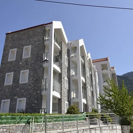 Luxurious * Kalavryta